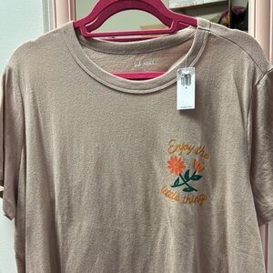 Old Navy Beige Graphic T-Shirt